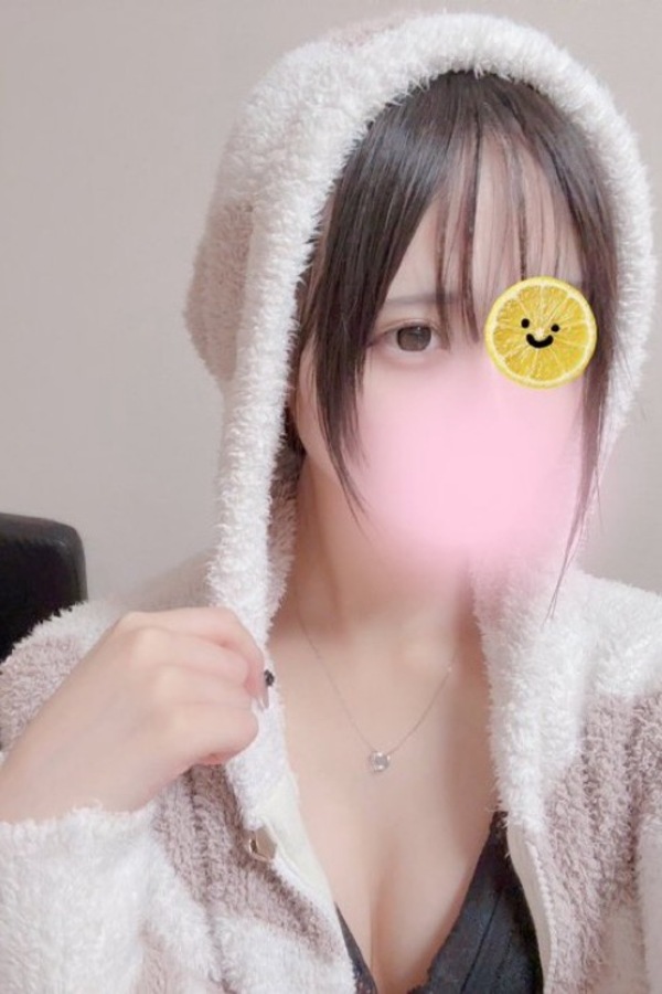 波咲ゆあ